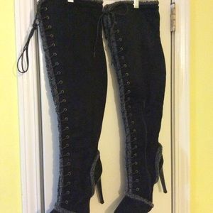 Shoe Dazzle boots size size 9